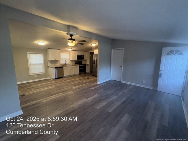 Building Photo - 120 Tennessee Dr