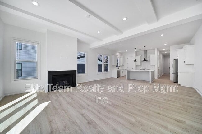 Foto del edificio - 511 Bowman Rd