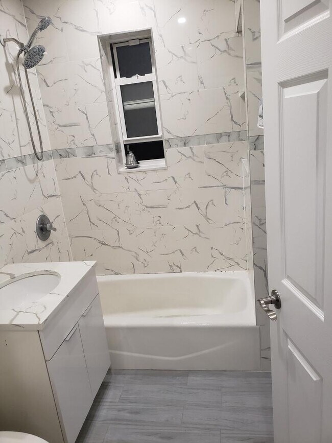 Building Photo - 1538 83rd St