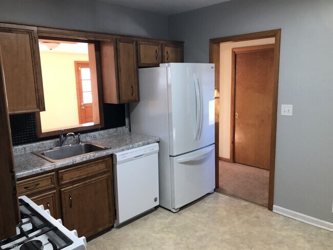 Building Photo - 4 br, 2 bath House - 2249 4th Ave N
