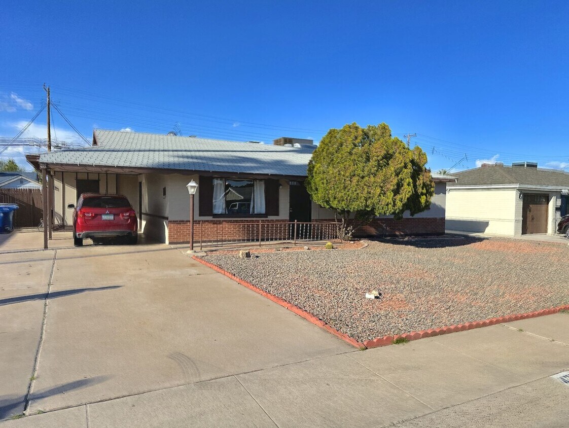 Primary Photo - OPEN HOUSE 3-23-24 OPEN 12-1PM; Remodeled ...