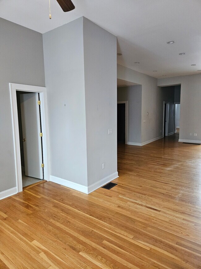 Foto del edificio - 108 3rd St