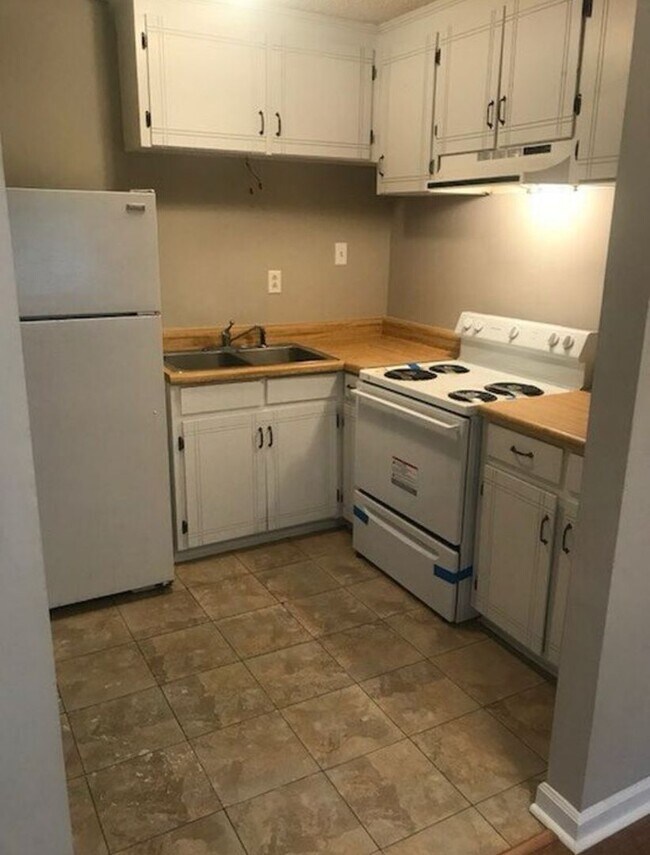 Building Photo - 2BR/1BA in Ozark, AL
