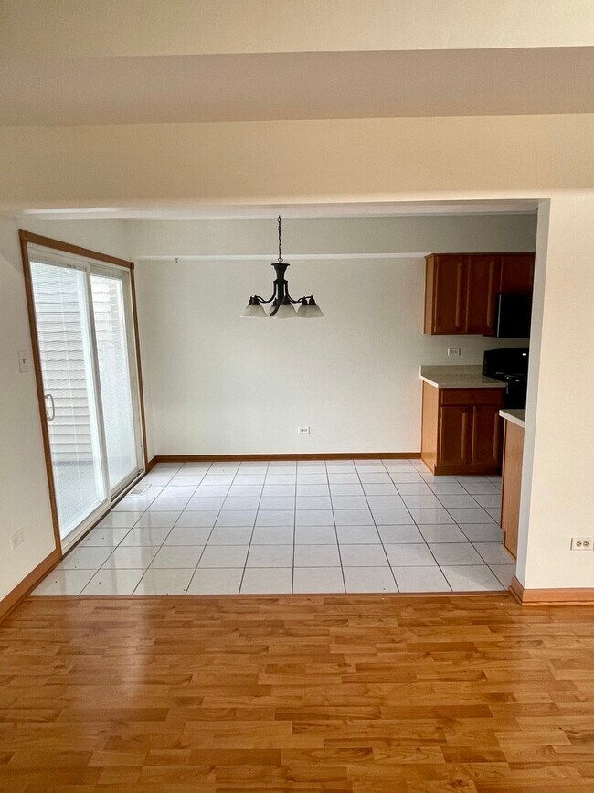 Foto del edificio - 9301 Waterford Ln