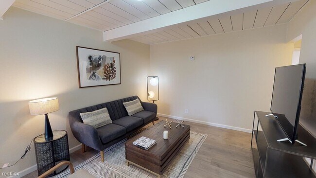 Foto del edificio - 1 br, 1 bath House - 762 Hamilton Ave Priv...