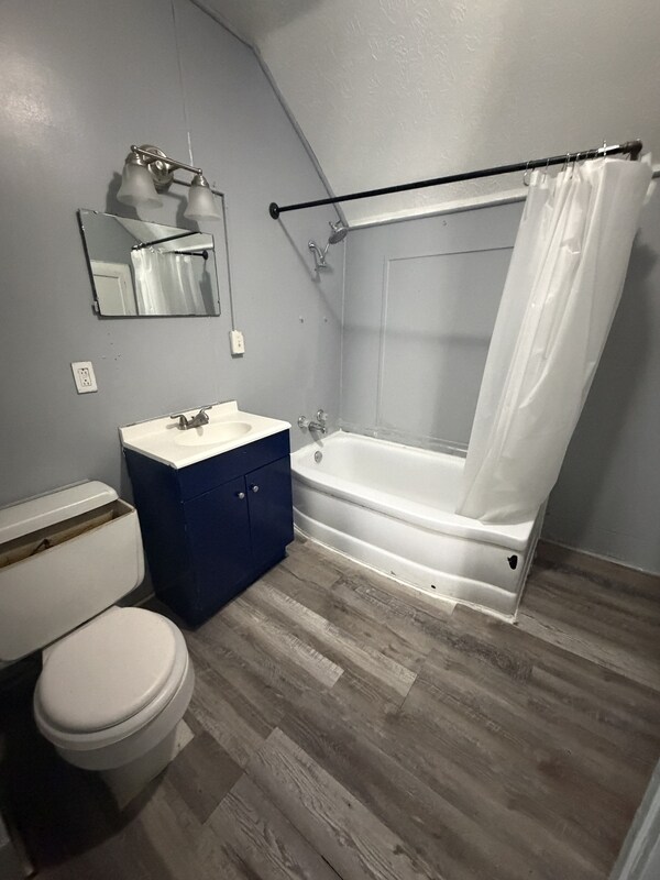 Foto del edificio - 2054 W 83rd St