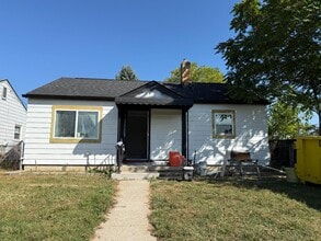 Building Photo - 726 E Moler St