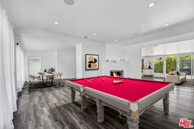 Building Photo - 23046 Leonora Dr