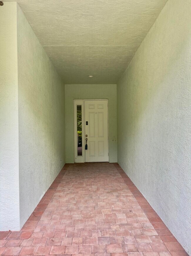 Foto del edificio - 146 NW Pleasant Grove Way