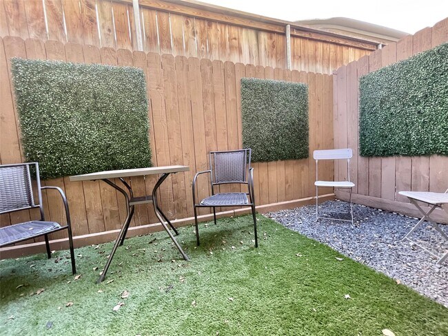 Foto del edificio - 1801 Huldy St