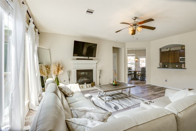 Foto del edificio - 20906 Fair Walnut Way
