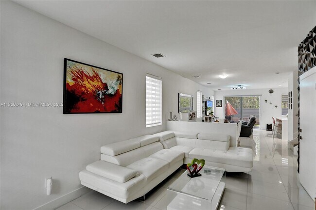 Foto del edificio - 10265 NW 72nd Terrace