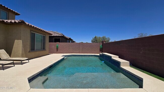 Building Photo - 25609 N 163rd Dr
