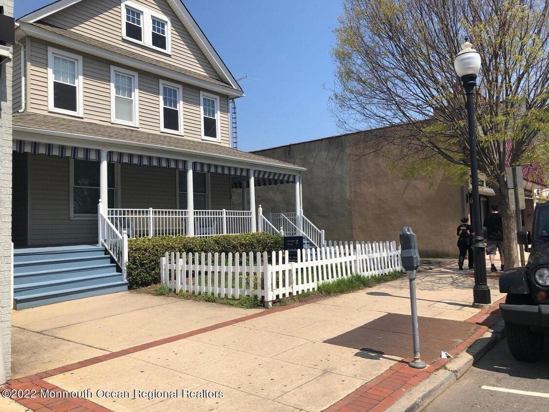 48 Monmouth St, Red Bank, NJ 07701 Townhome Rentals in Red Bank NJ