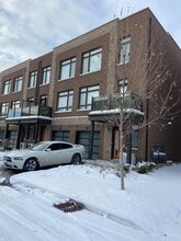 Building Photo - 22 Engel St