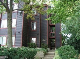 Primary Photo - 2800 Lee Oaks Pl