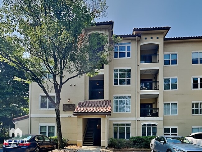 Building Photo - 955 Juniper St NE