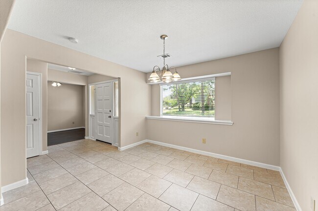 Building Photo - 17106 Telegraph Creek Dr