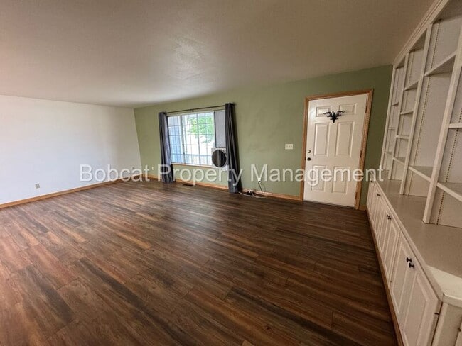 Building Photo - 3722 Lyla Ln