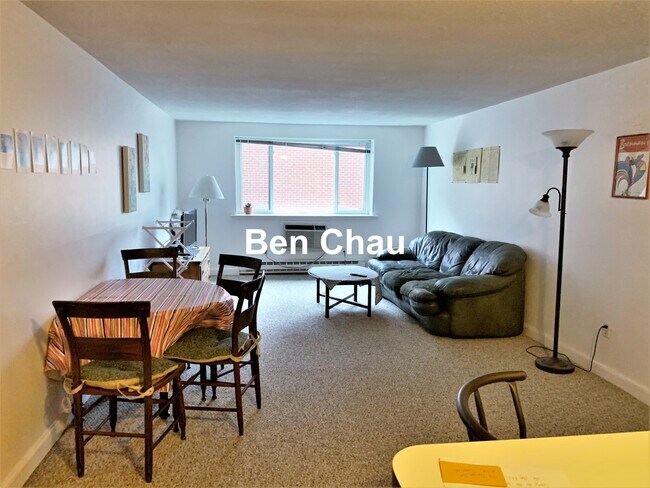 Foto del edificio - 94 Beacon St