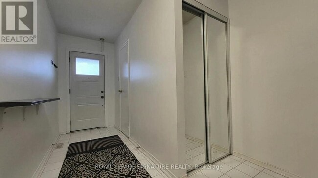 Building Photo - 1039 Cedarglen Gate