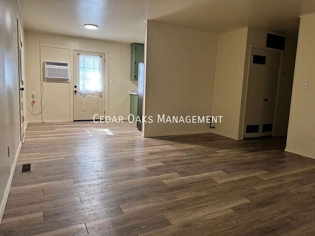 Foto del edificio - 805 Morrison Pl