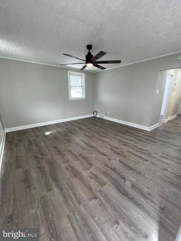 Foto del edificio - 1113 E Hunting Park Ave