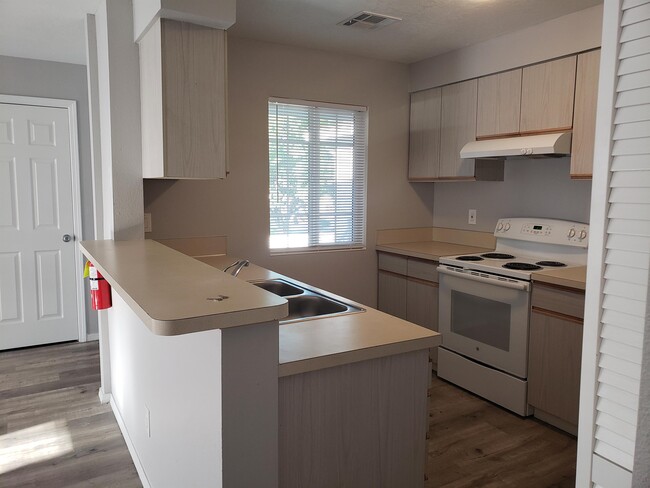 Building Photo - 9072 W Sigmont Ln