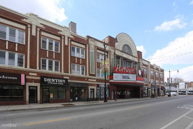 Building Photo - 4915 W Cuyler Ave