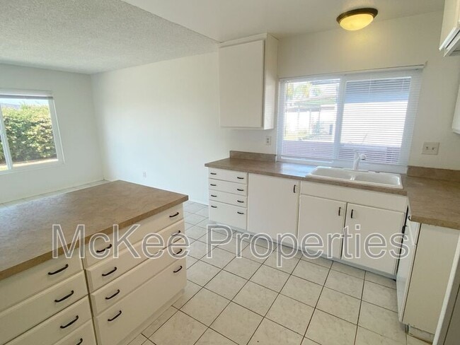 Building Photo - 2649 Wardlow Ave