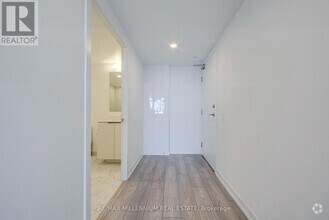 Building Photo - 82-4082 Dalhousie St