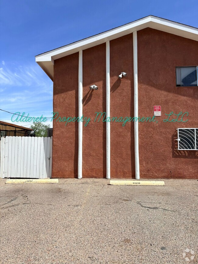 Building Photo - 8309 Trumbull Ave SE