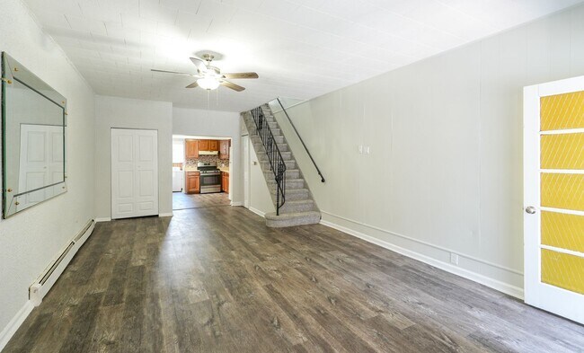 Foto del edificio - Charming Pennsport Rowhome with Private Backyard Oasis