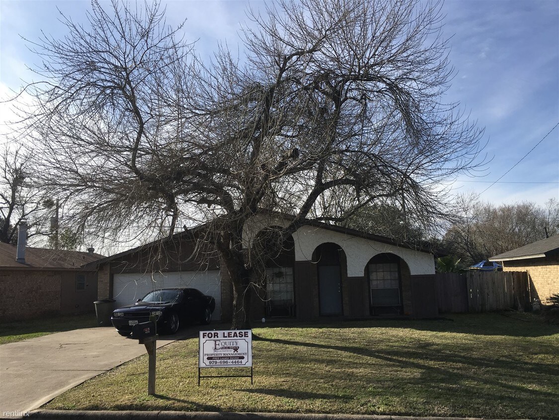 Primary Photo - 3 br, 2 bath House - 4134 Willow Oak St 41...