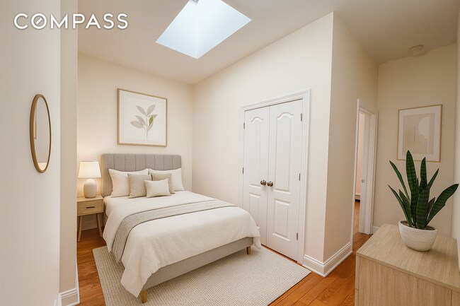 Foto del edificio - 37-15 Broadway