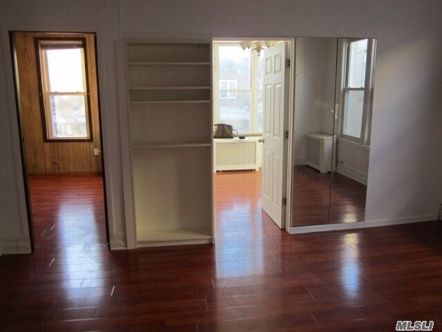Foto del edificio - 50-43 42nd St