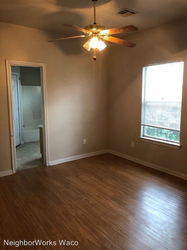 Foto del edificio - 3 br, 2 bath House - 528 N. 15th