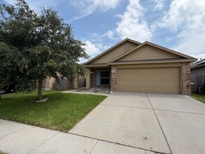 Building Photo - 8033 Cormorant Dr