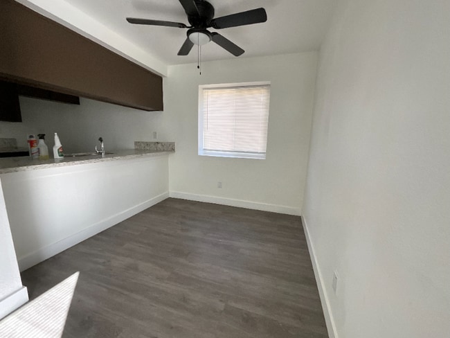 Building Photo - 15866 Sago Rd