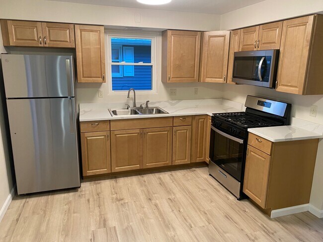 COCINA COMPLETA A ESTRENAR - 2218 Midland Dr