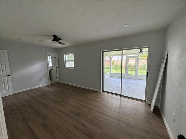 Building Photo - 1407 Moselle Ave