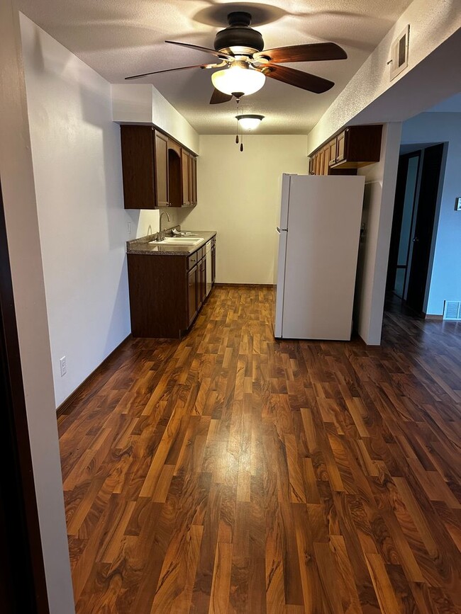 Foto del edificio - West Des Moines Condo for Rent