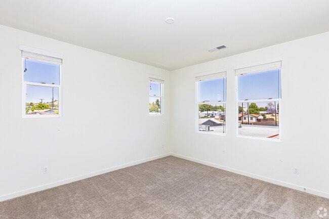 Large Windows - 9301 E Heaney Cir