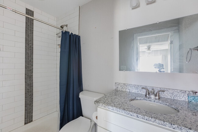 Foto del edificio - 4932 Westgrove Road