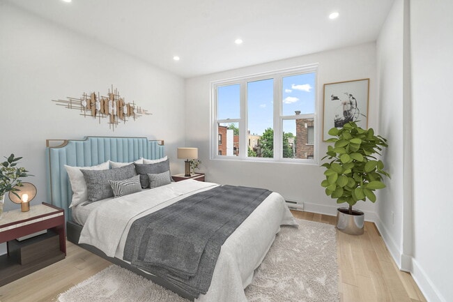 Photo du bâtiment - 4640-4650 Rue Wellington