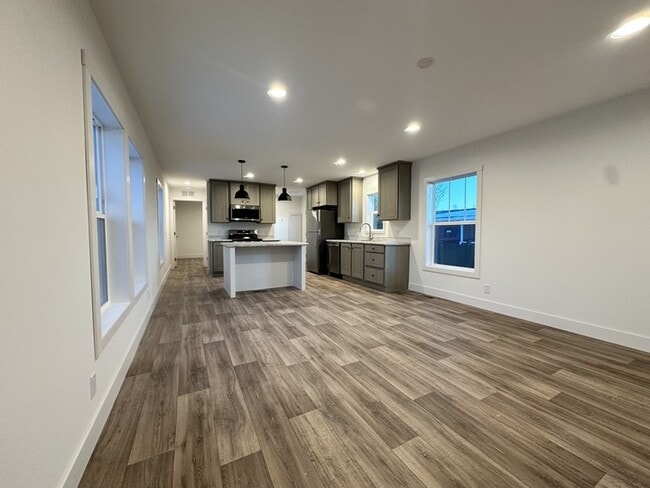 Foto del edificio - 15 Hartland St N