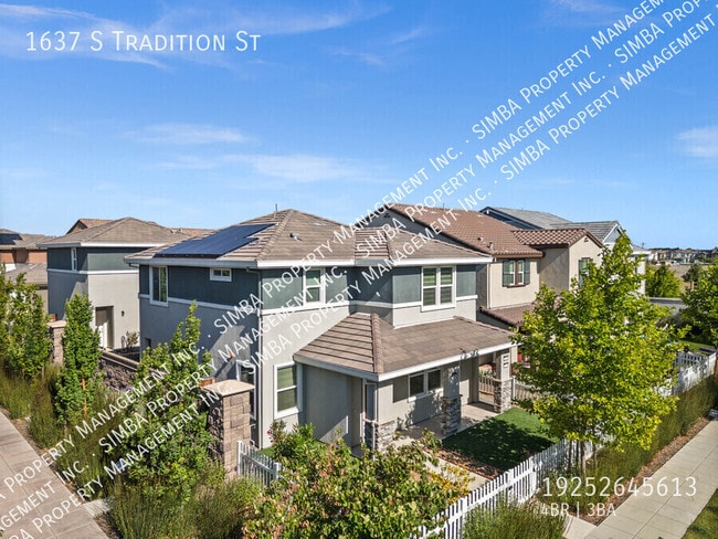 Building Photo - 1637 Tradition St