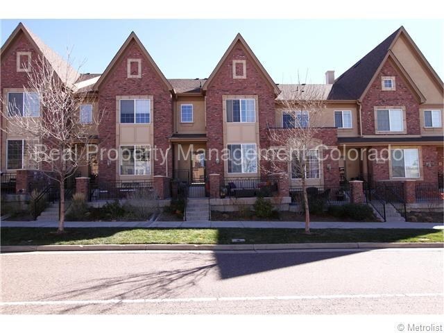 Primary Photo - 940 Bristle Pine Cir