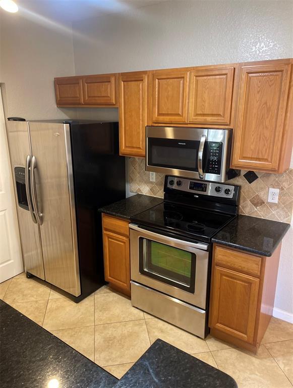 Foto del edificio - 877 Grand Regency Pointe