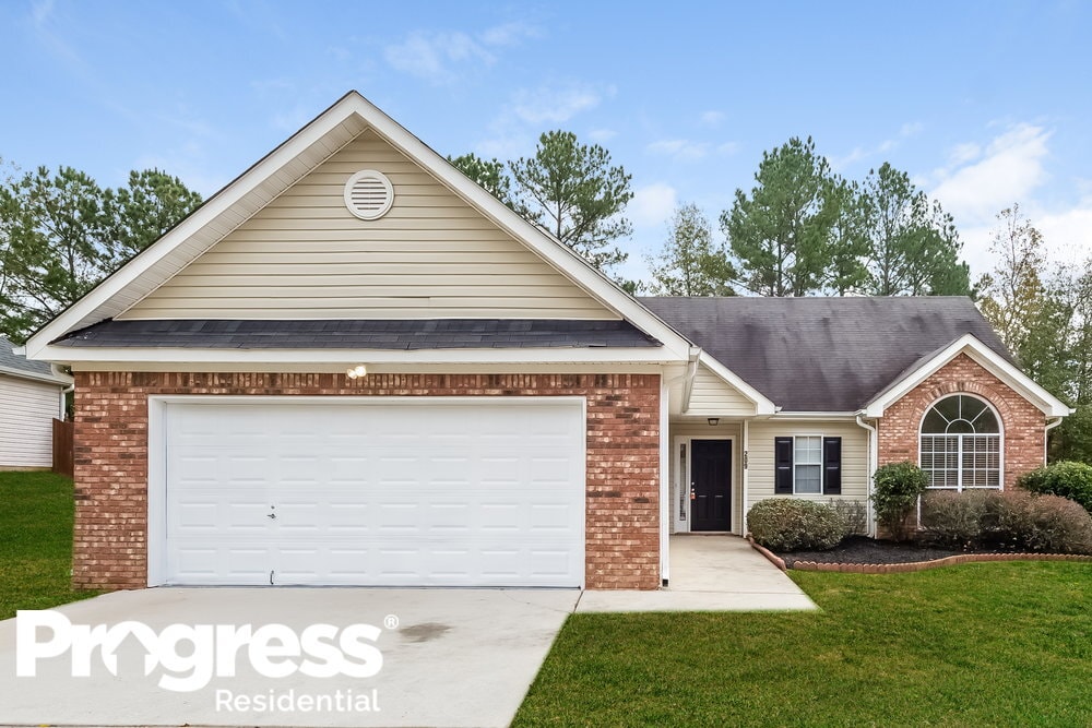 209 Revolutionary Dr, Hampton, GA 30228 House Rental in Hampton, GA